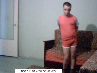 salut ce faceti mai?
eu sint cu handicap fizic am 38 de ani vb si merg mai greu lociesc singur de 19